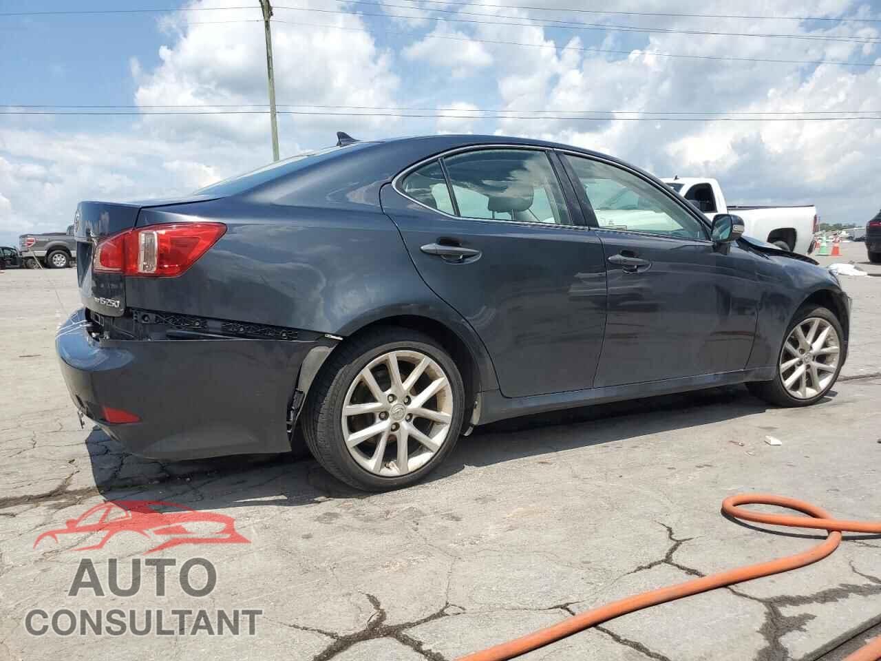 LEXUS IS 2011 - JTHCF5C24B2035099
