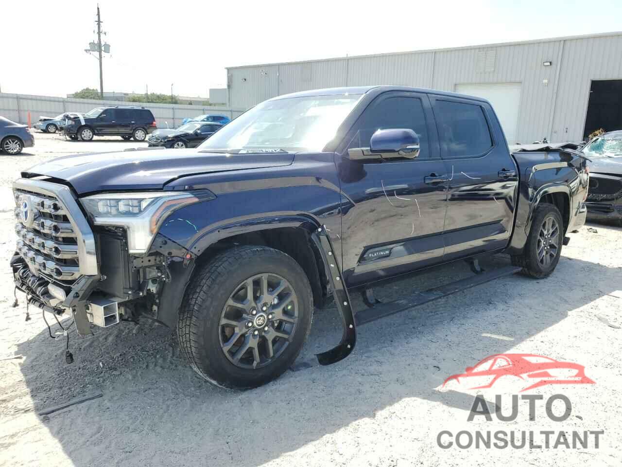 TOYOTA TUNDRA 2023 - 5TFNC5DB6PX016971