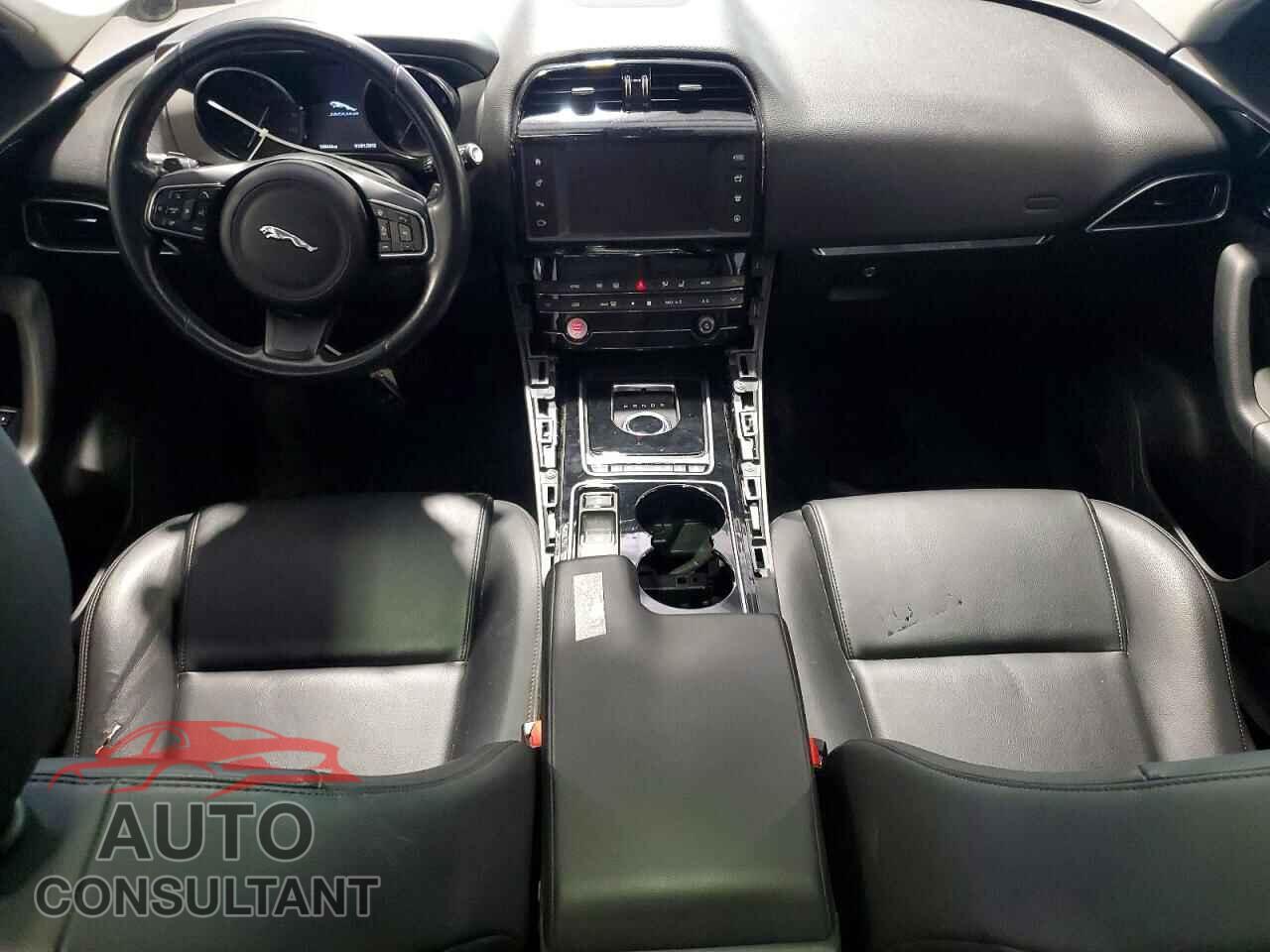 JAGUAR F-PACE 2017 - SADCJ2BV4HA089905