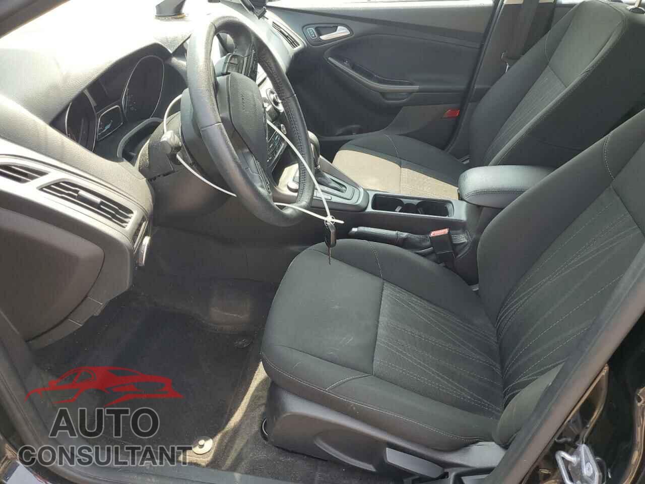 FORD FOCUS 2017 - 1FADP3M28HL312951