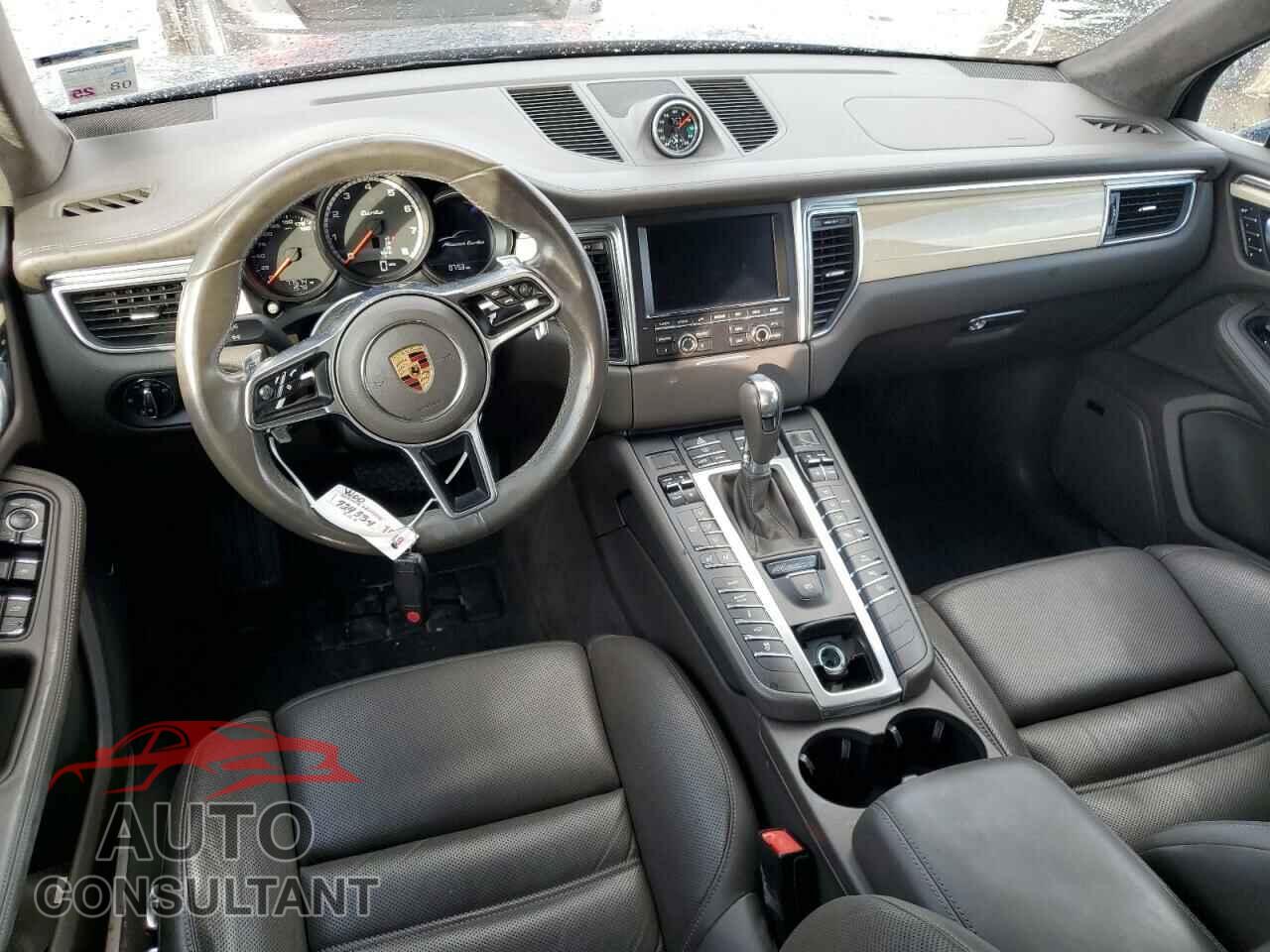 PORSCHE MACAN 2016 - WP1AF2A56GLB93061