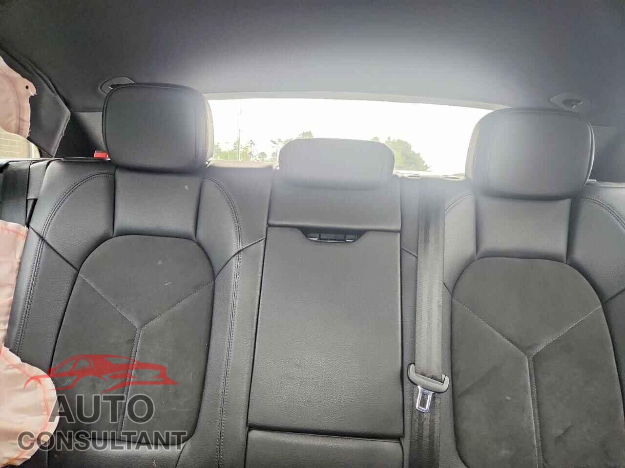 PORSCHE MACAN 2017 - WP1AA2A56HLB01043