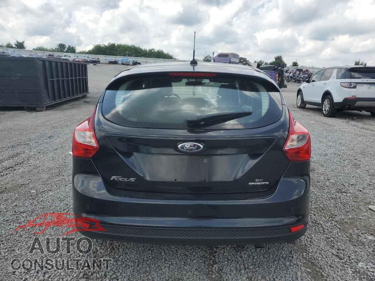 FORD FOCUS 2014 - 1FADP3K22EL196385