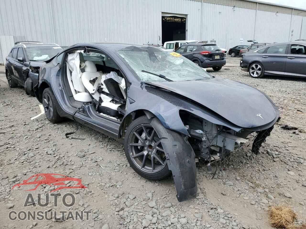 TESLA MODEL 3 2021 - 5YJ3E1EA1MF082849