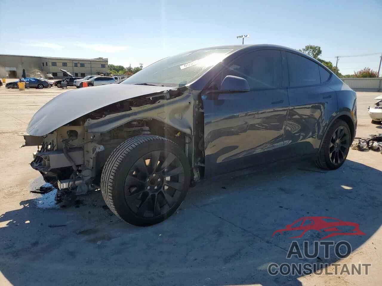 TESLA MODEL Y 2021 - 5YJYGDED9MF123157