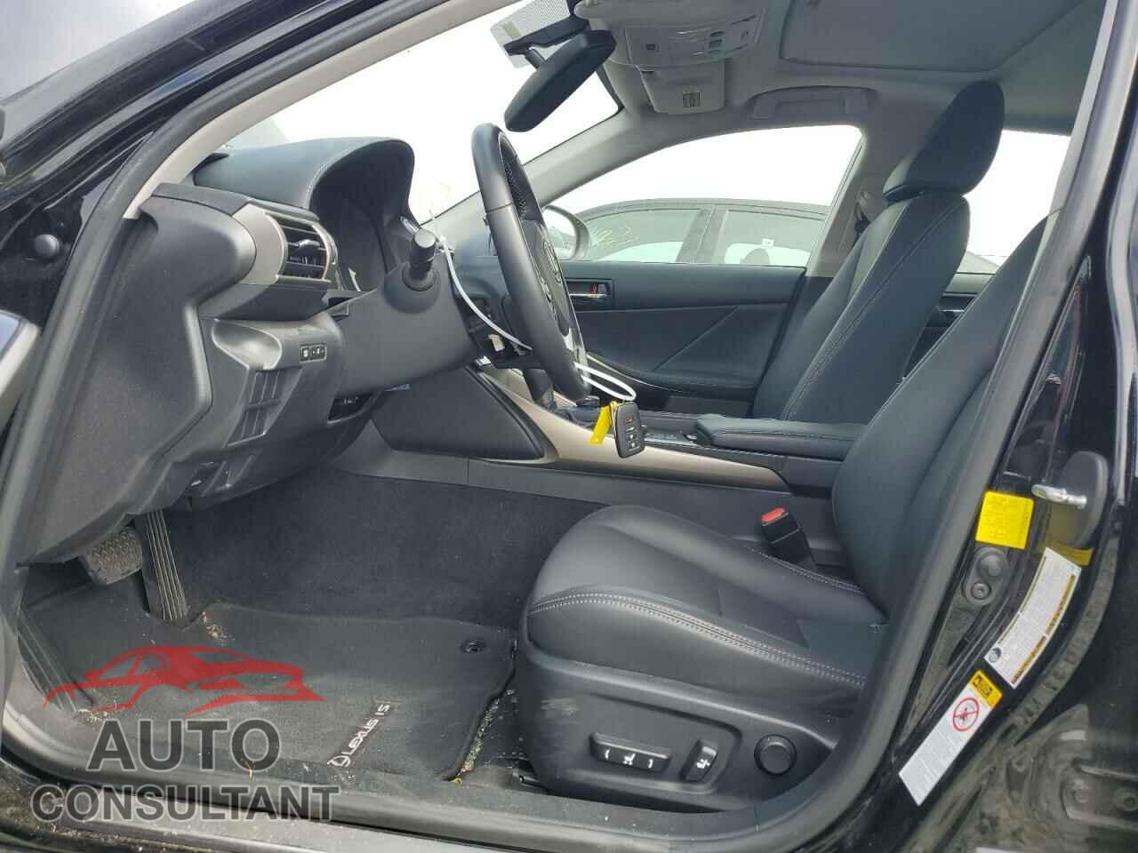LEXUS IS 2014 - JTHBF1D25E5008743