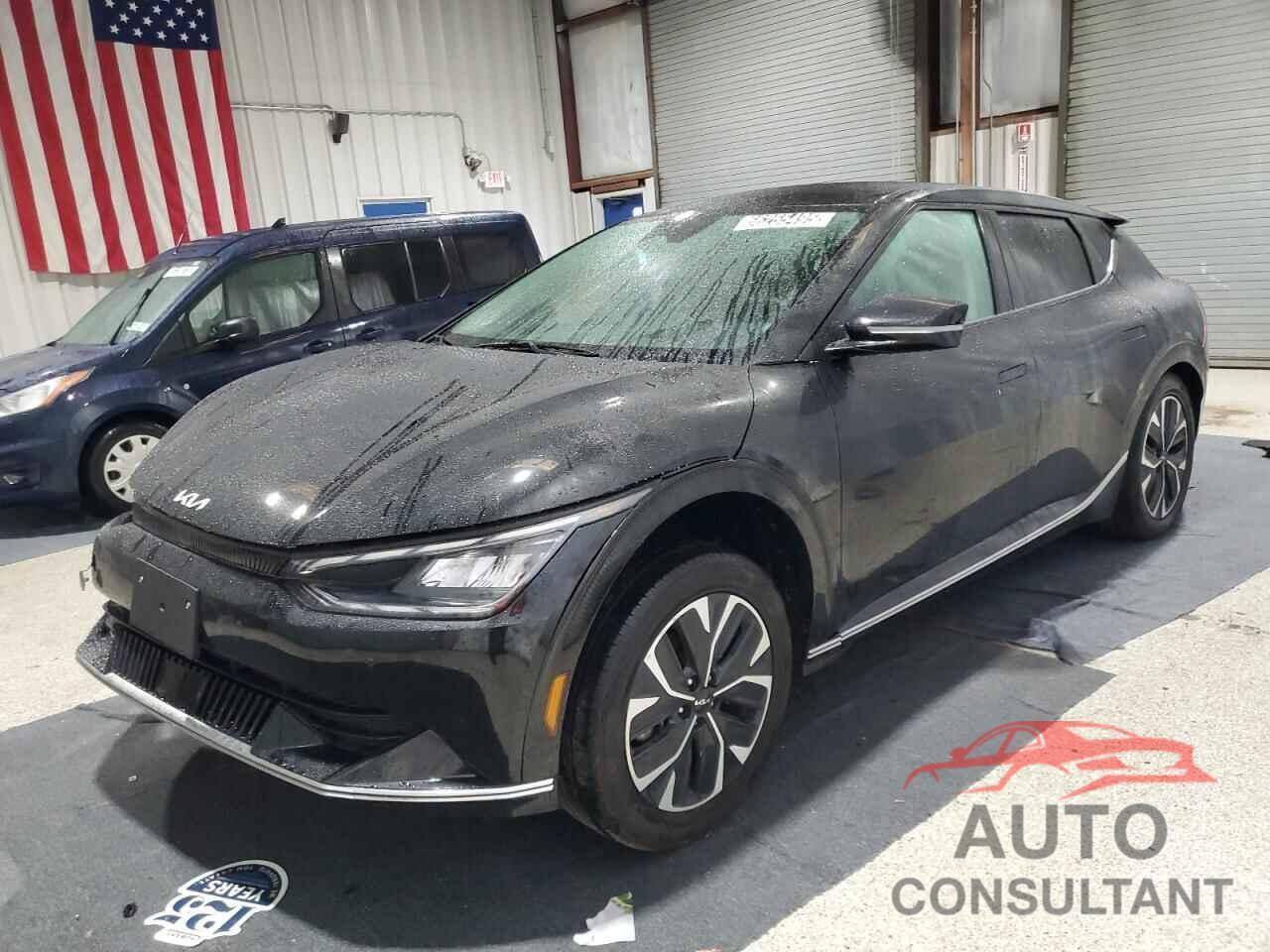 KIA EV6 LIGHT 2023 - KNDC34LA9P5127181