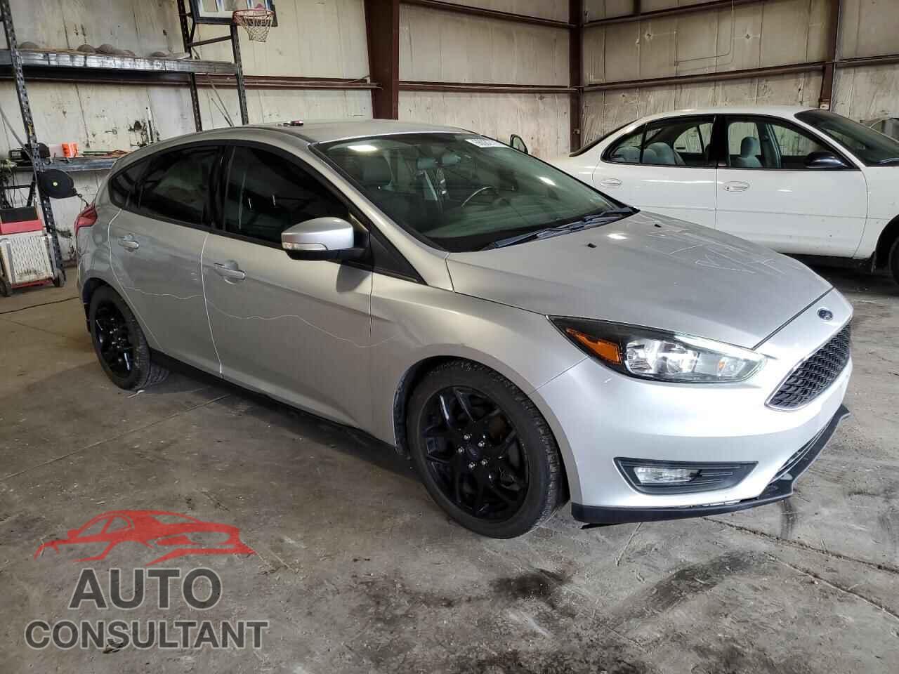 FORD FOCUS 2016 - 1FADP3K29GL302592