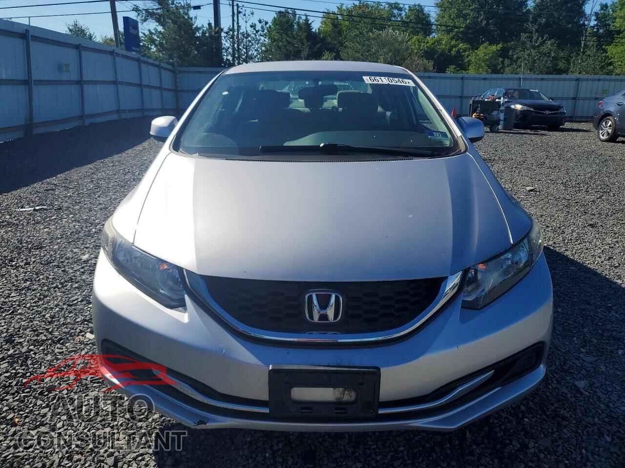 HONDA CIVIC 2013 - 19XFB2F57DE294061