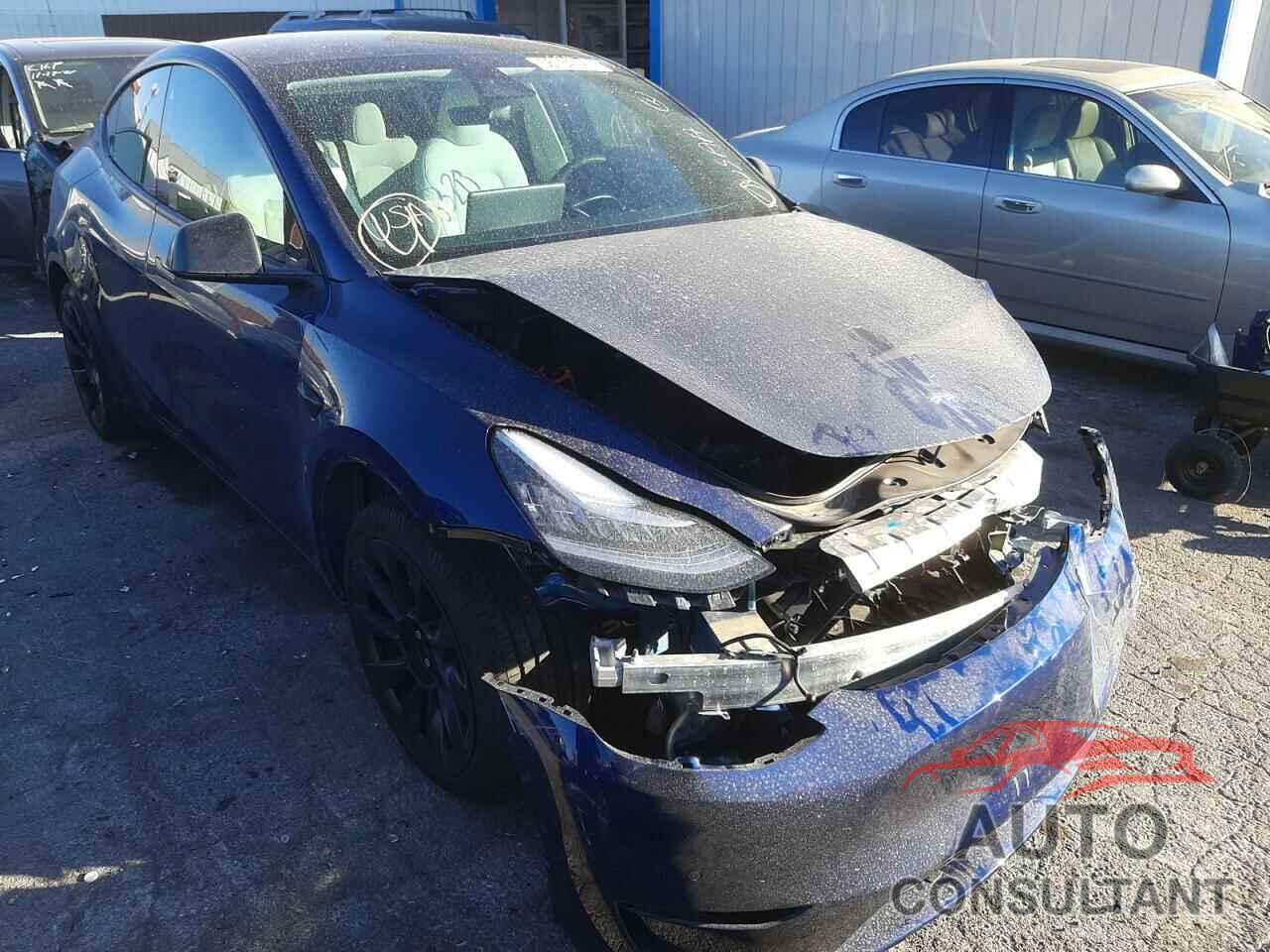 TESLA MODEL Y 2021 - 5YJYGDEEXMF246247