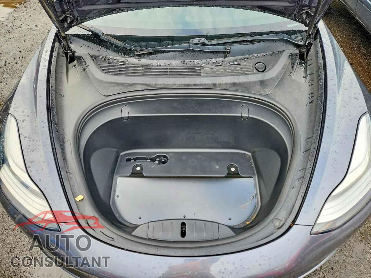 TESLA MODEL 3 2018 - 5YJ3E1EBXJF114038