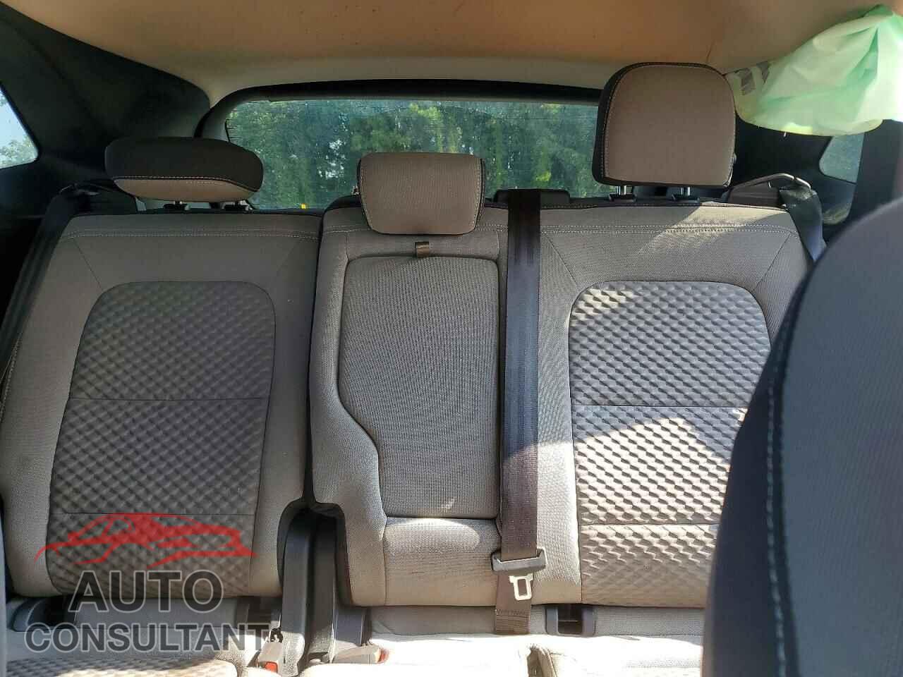 FORD ESCAPE 2020 - 1FMCU9G60LUA10830