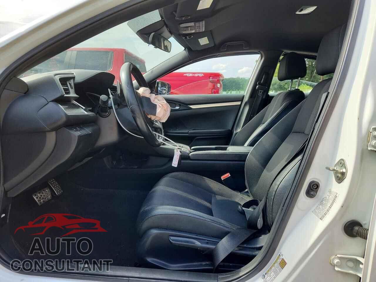 HONDA CIVIC 2019 - 2HGFC2F8XKH569187