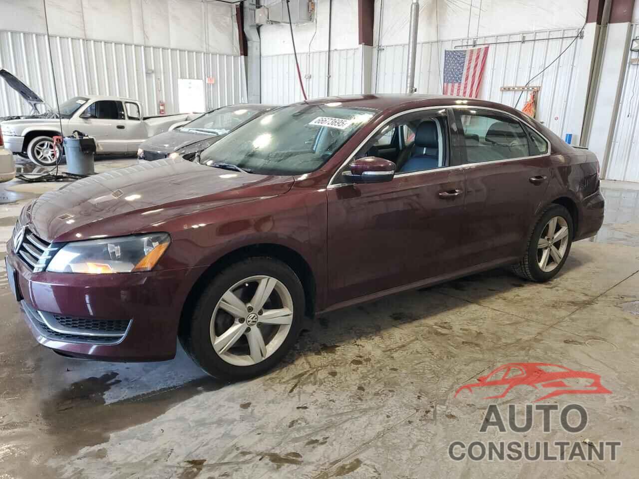 VOLKSWAGEN PASSAT 2013 - 1VWBH7A3XDC136673