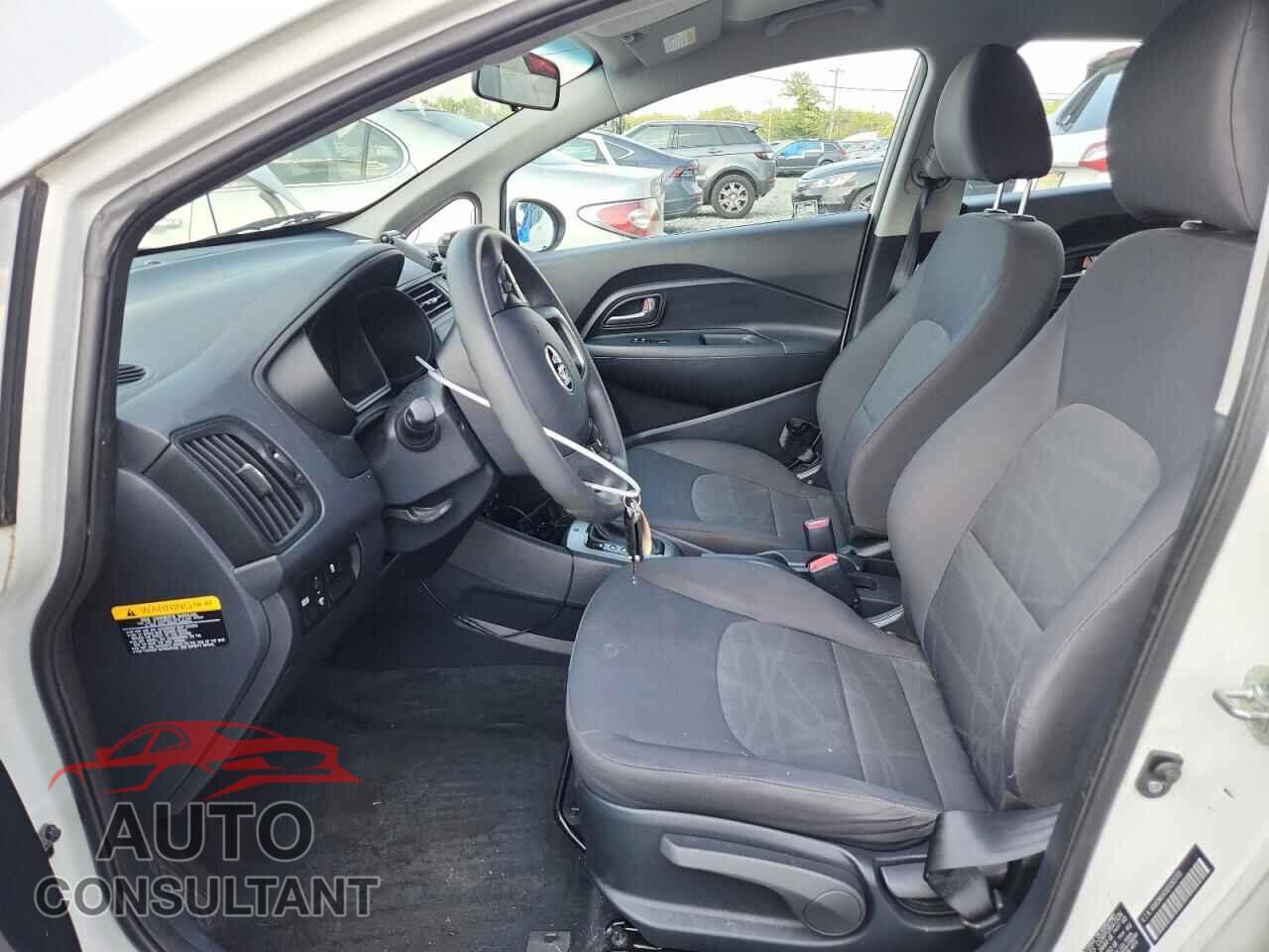 KIA RIO 2014 - KNADM4A31E6365701