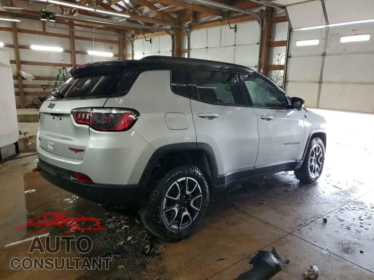 JEEP COMPASS 2024 - 3C4NJDDN8RT117731