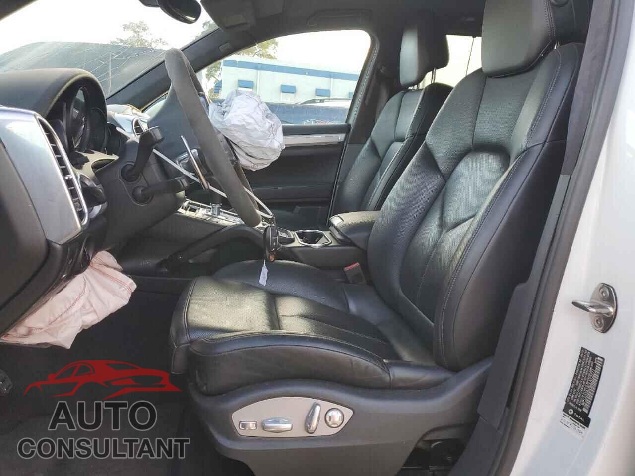 PORSCHE CAYENNE 2013 - WP1AD2A26DLA72277