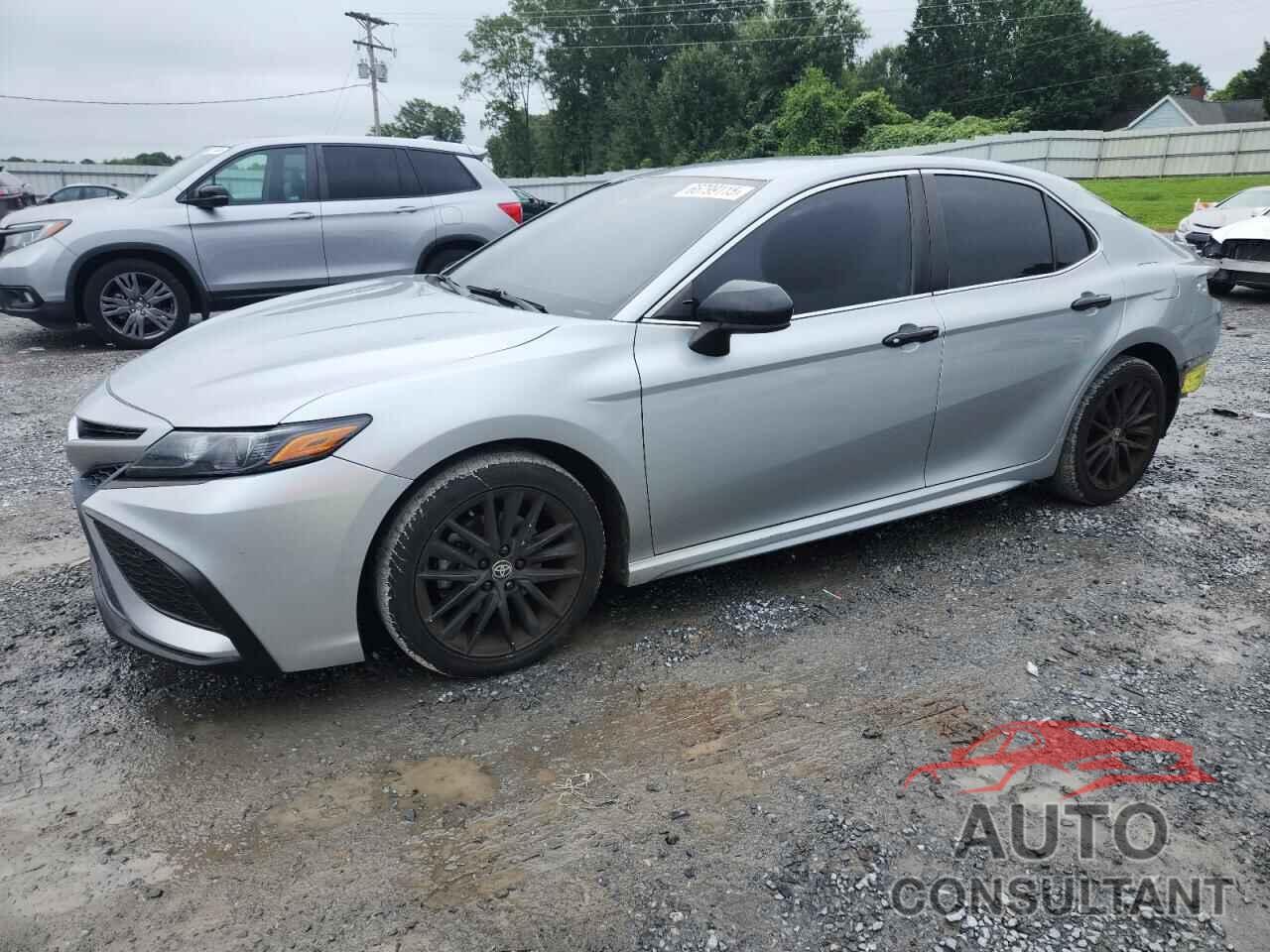 TOYOTA CAMRY 2021 - 4T1G11AK4MU462542