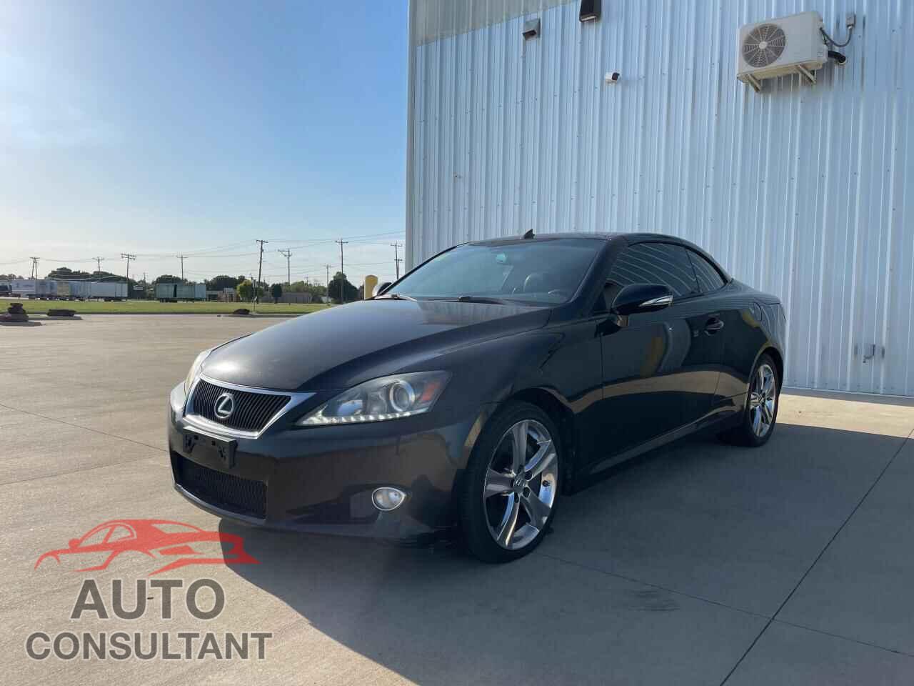 LEXUS IS 2012 - JTHFE2C25C2508217