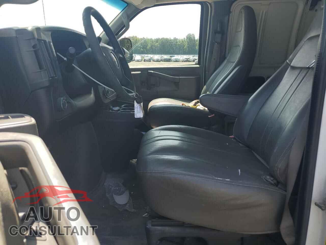CHEVROLET EXPRESS 2017 - 1GCWGAFF5H1108403