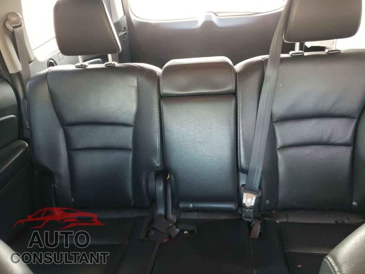 HONDA PILOT 2016 - 5FNYF5H81GB040320