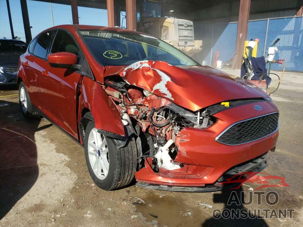 FORD FOCUS 2018 - 1FADP3K26JL256355