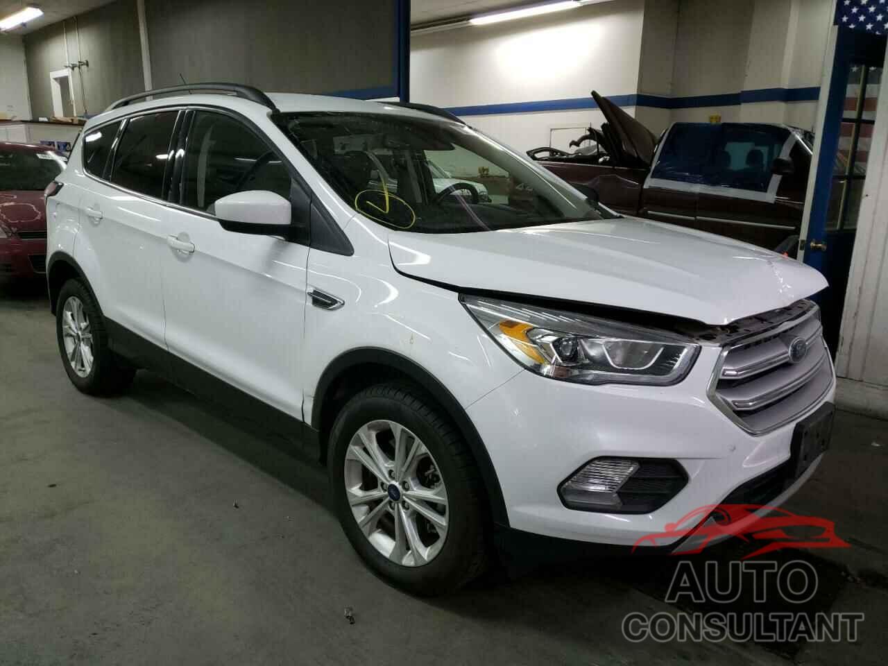 FORD ESCAPE 2018 - 1FMCU9HD3JUD23610