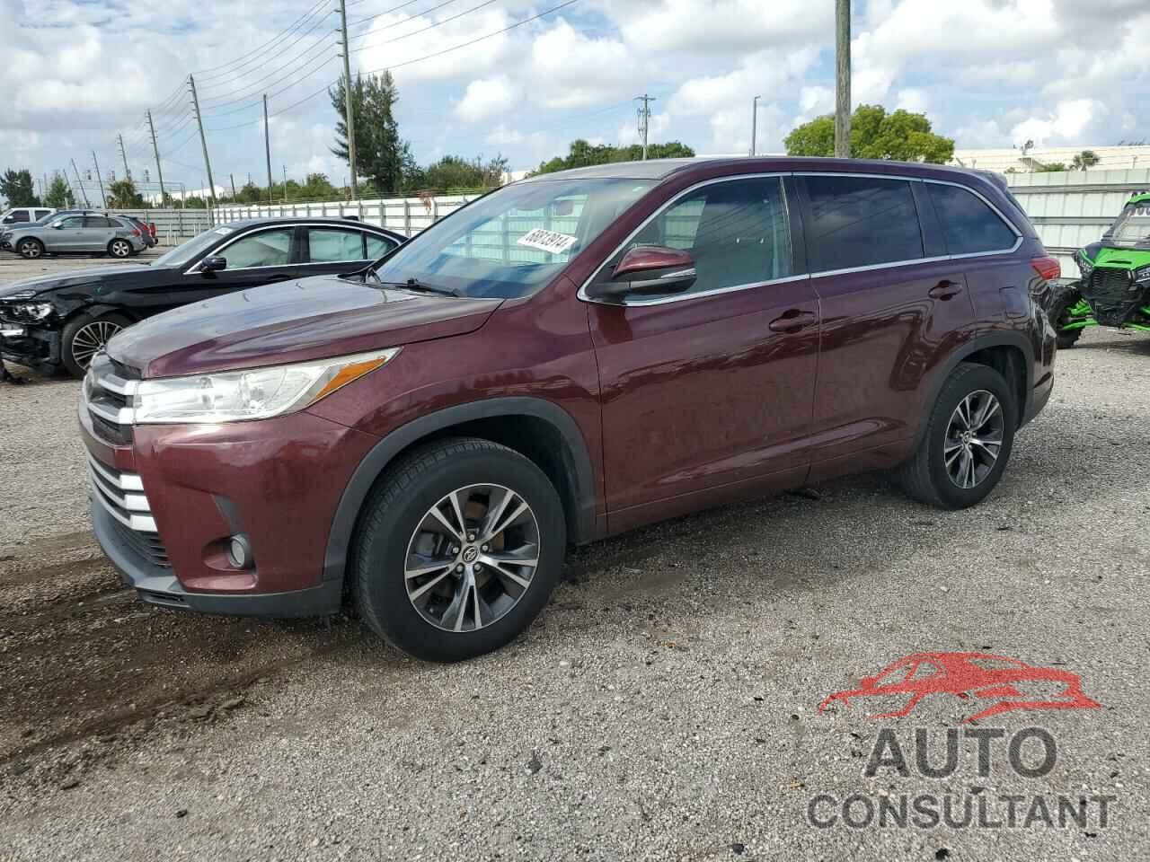 TOYOTA HIGHLANDER 2018 - 5TDZZRFH8JS242287