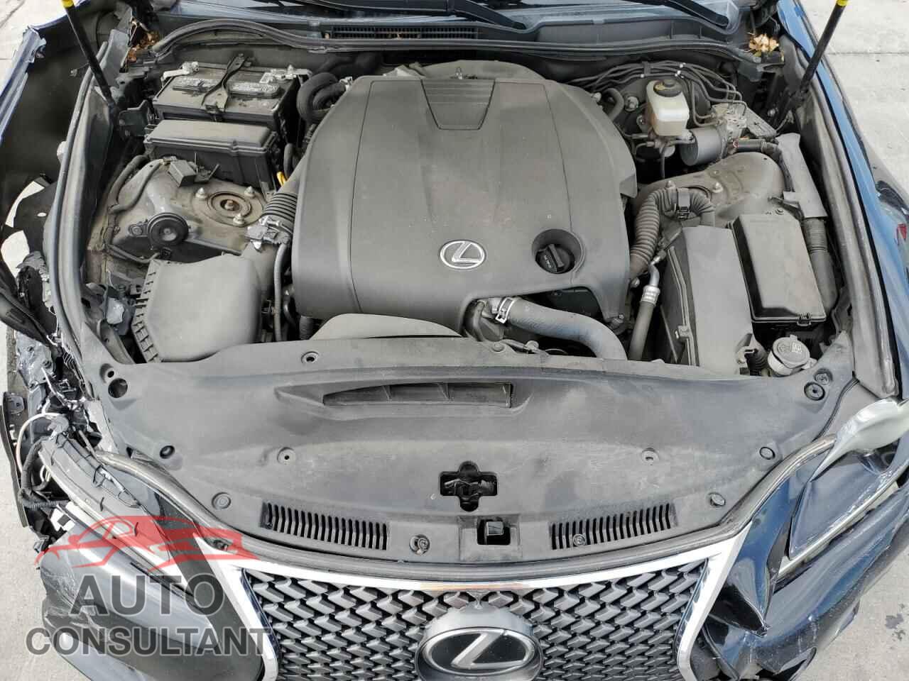 LEXUS IS 2014 - JTHCF1D20E5008833