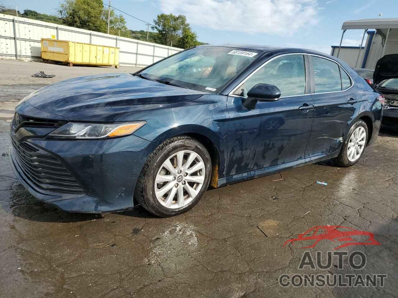 TOYOTA CAMRY 2018 - 4T1B11HK5JU575671