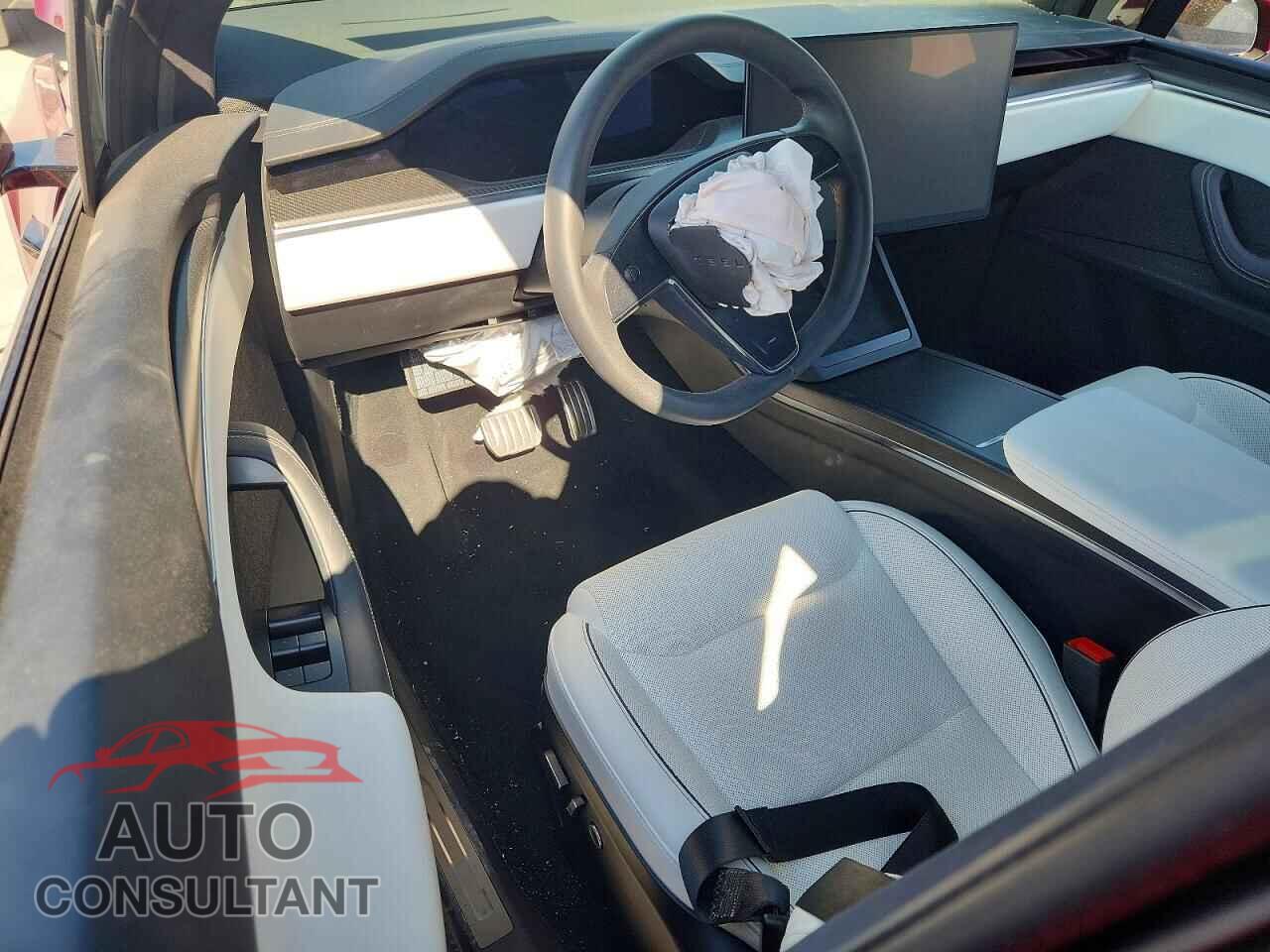 TESLA MODEL X 2024 - 7SAXCBE66RF438845