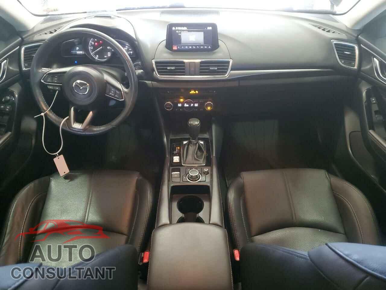MAZDA 3 2017 - 3MZBN1M37HM133056