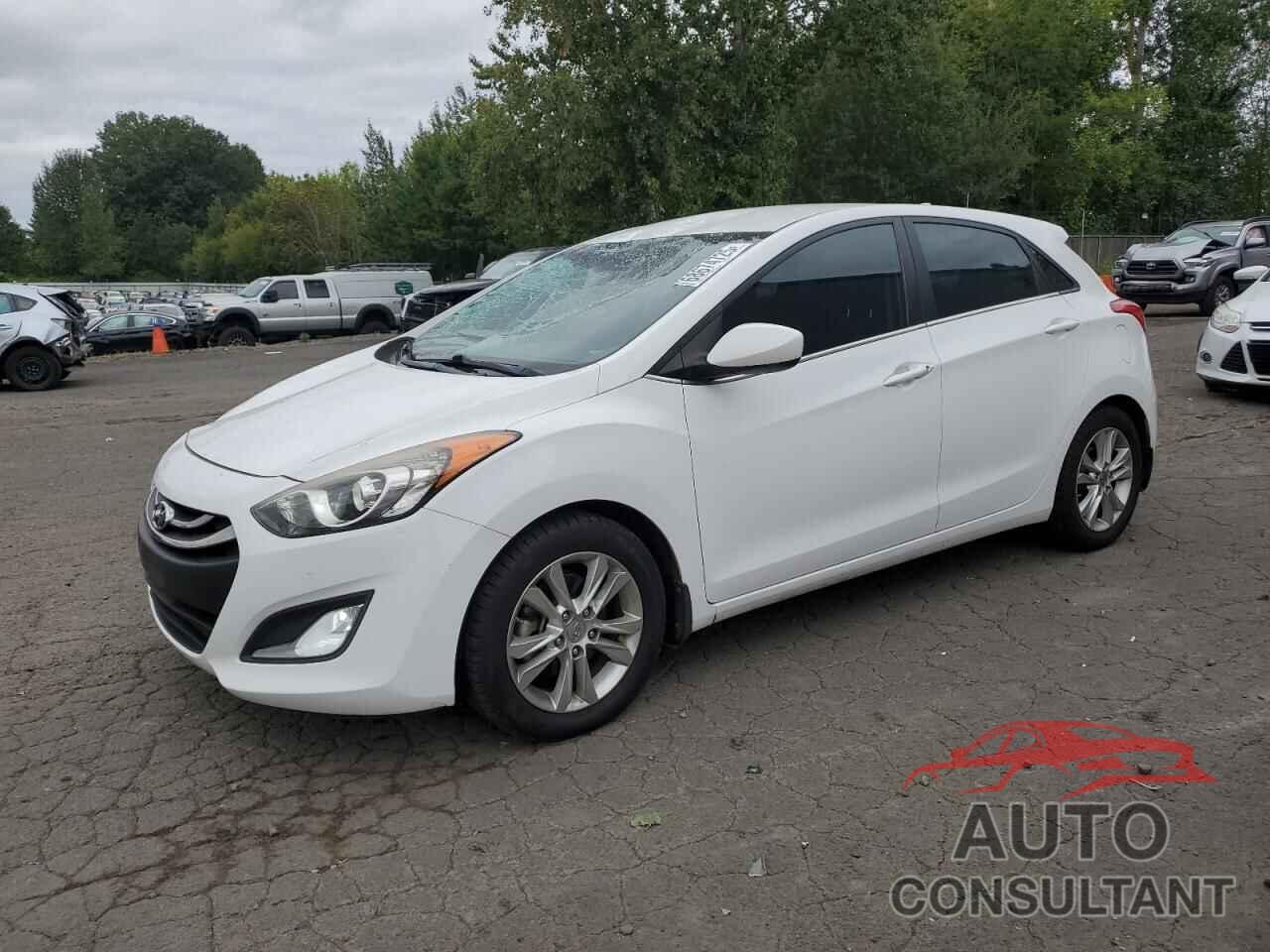 HYUNDAI ELANTRA 2013 - KMHD35LE7DU024674