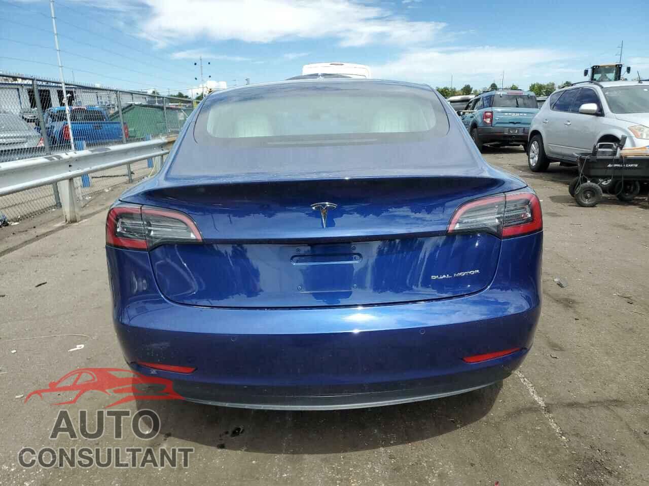 TESLA MODEL 3 2018 - 5YJ3E1EB4JF135421