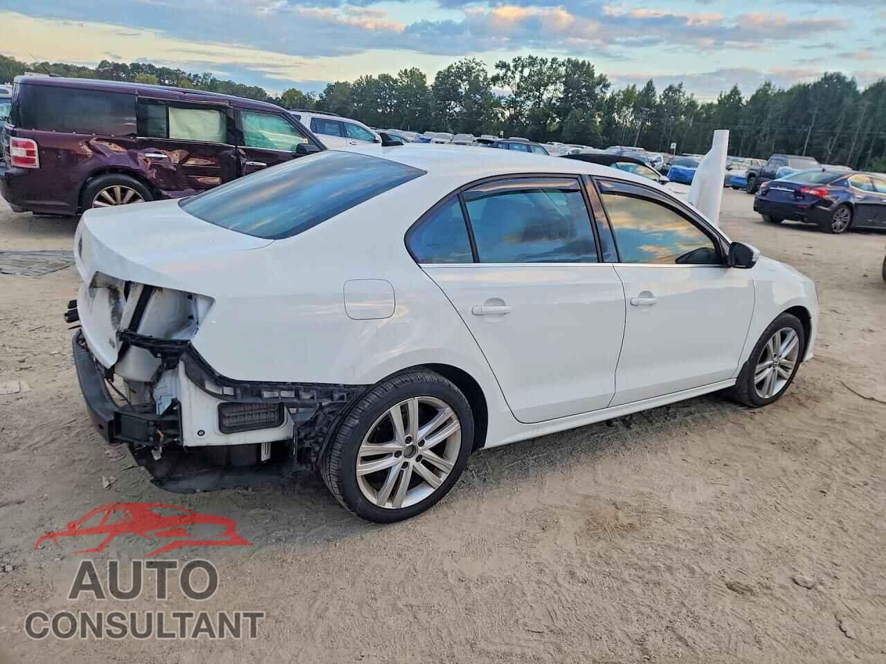 VOLKSWAGEN JETTA 2015 - 3VWL17AJ2FM270070