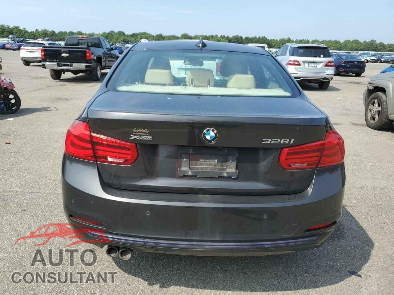 BMW 3 SERIES 2016 - WBA8E3G50GNU03686