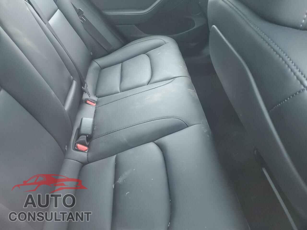 TESLA MODEL 3 2023 - 5YJ3E1EA1PF688544