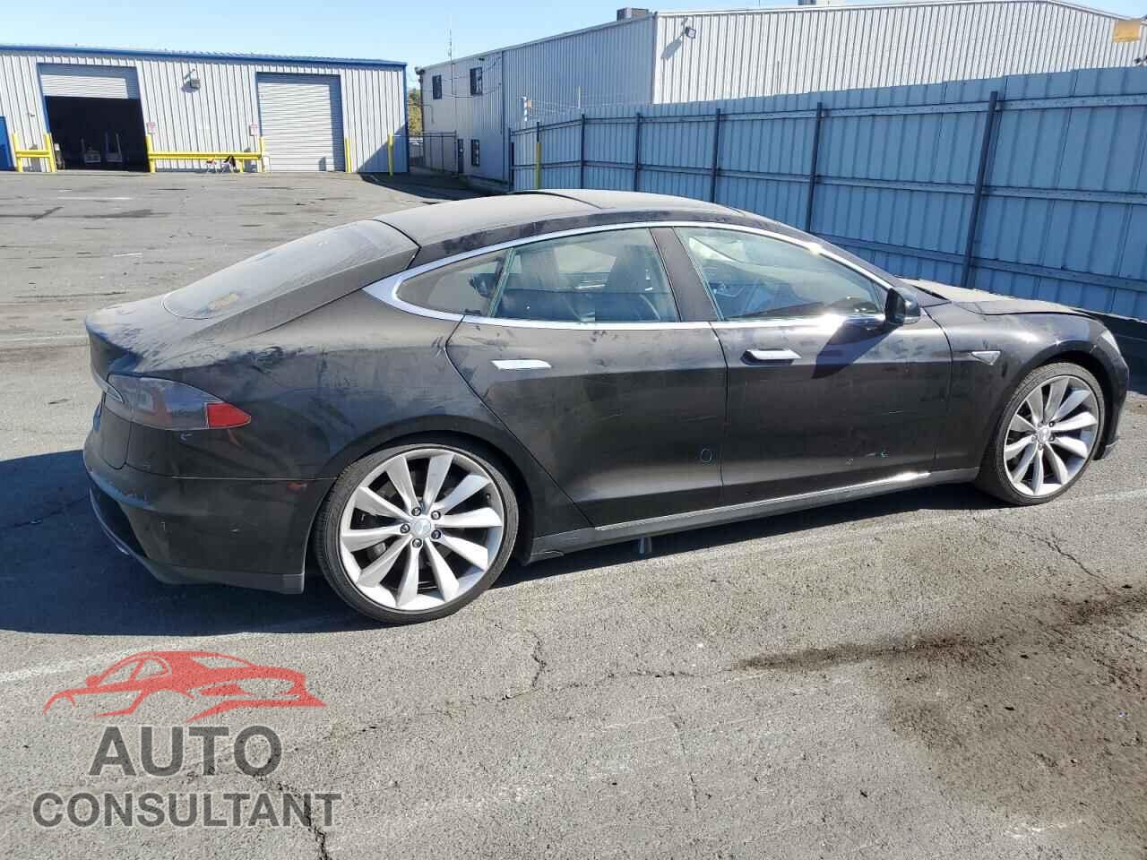 TESLA MODEL S 2012 - 5YJSA1DP9CFS00884