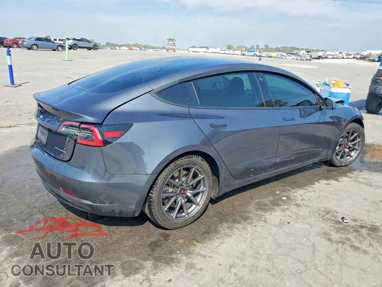 TESLA MODEL 3 2019 - 5YJ3E1EB8KF520692