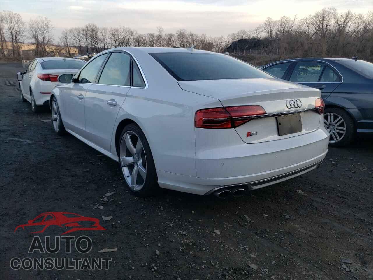AUDI S8 2016 - WAUJSAFD1GN009265