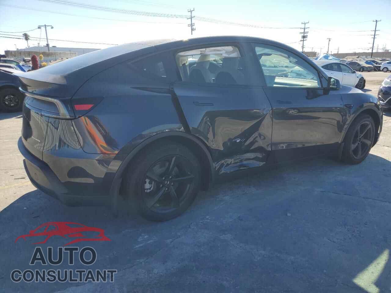 TESLA MODEL Y 2026 - 7SAYGDEEXTF408248