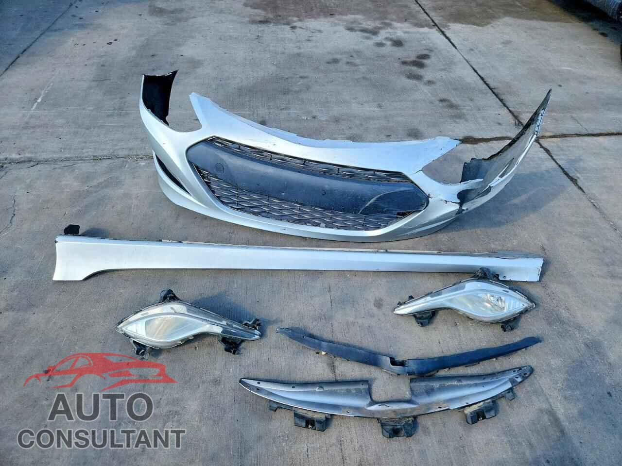 HYUNDAI SONATA 2012 - KMHEC4A40CA022130