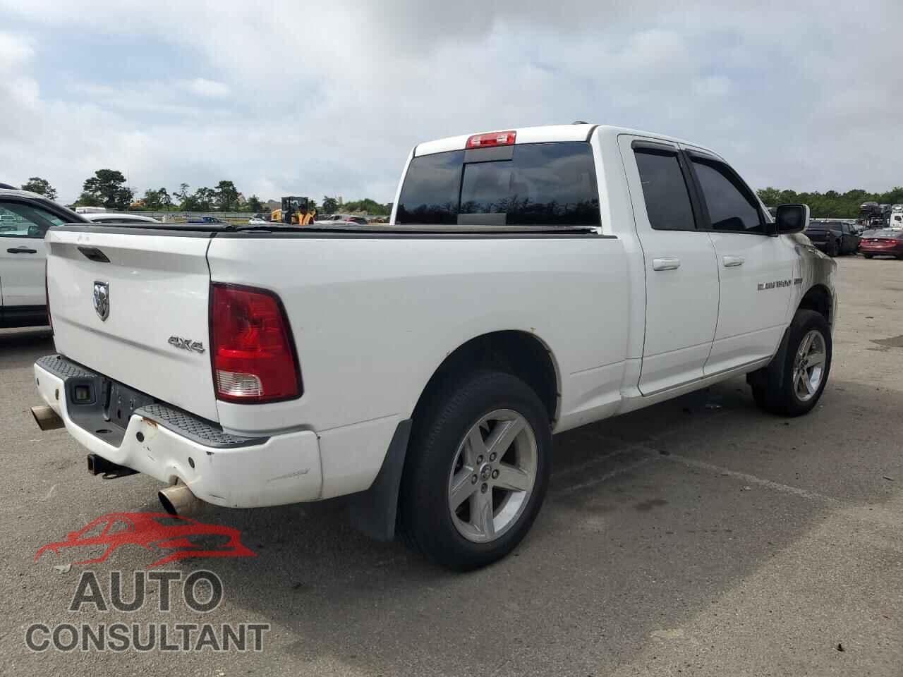 DODGE RAM 1500 2012 - 1C6RD7HT8CS276526