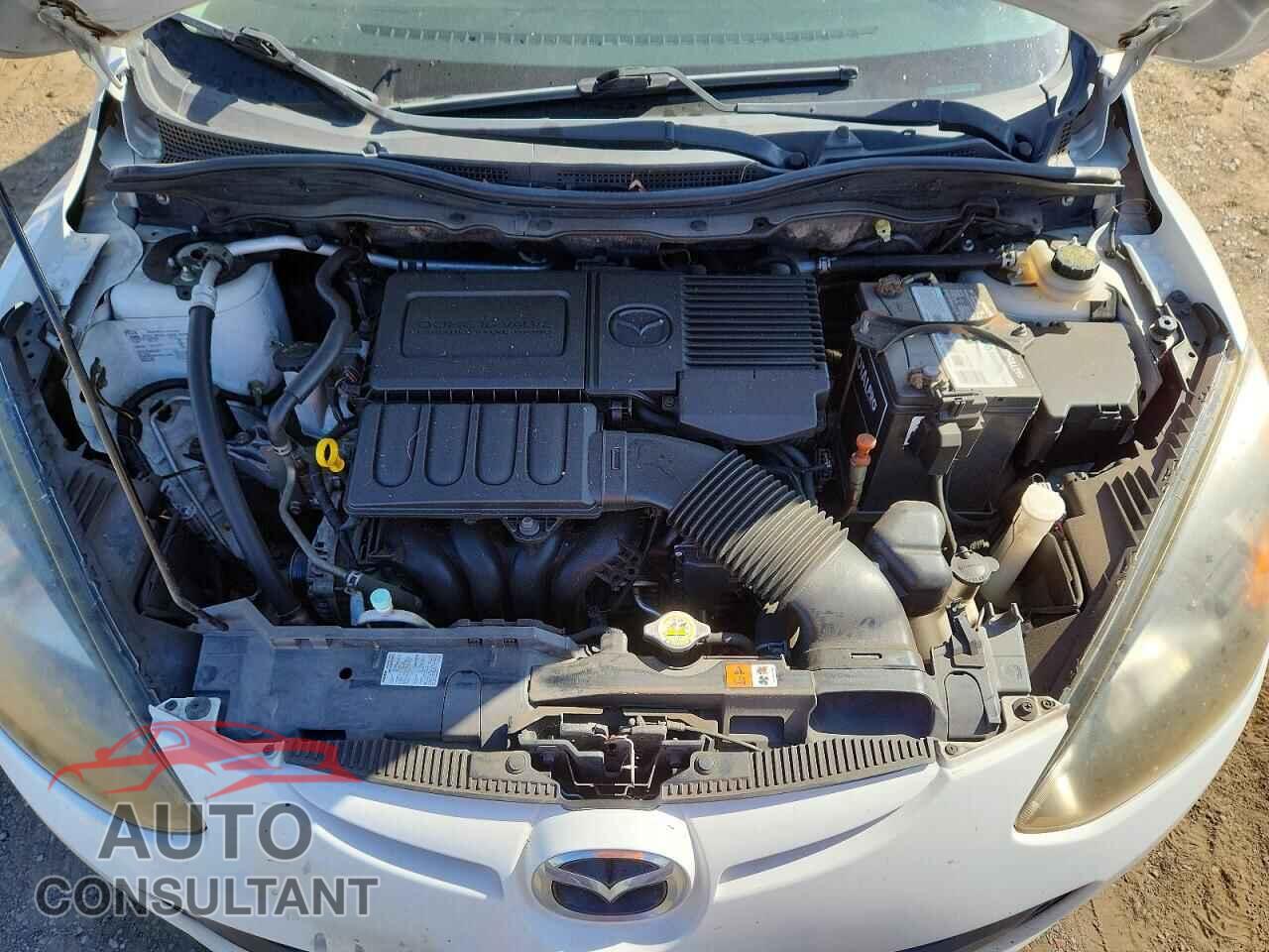 MAZDA 2 2013 - JM1DE1KZ4D0156164