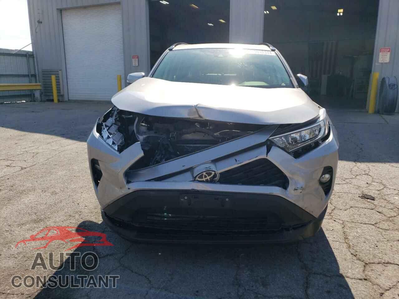 TOYOTA RAV4 2019 - JTMP1RFV8KD516539