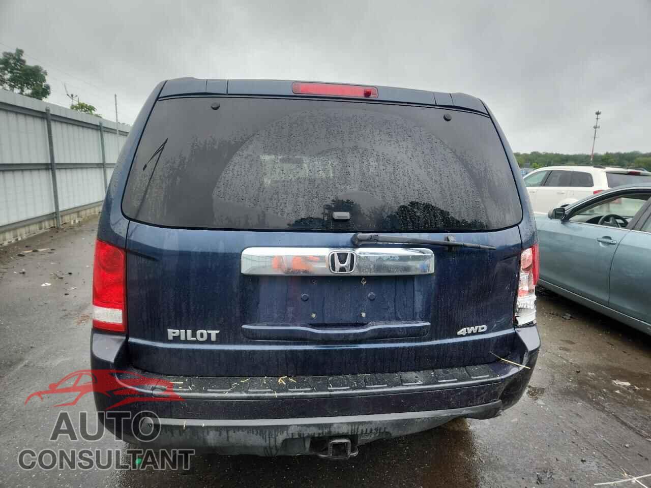 HONDA PILOT 2011 - 5FNYF4H2XBB037012