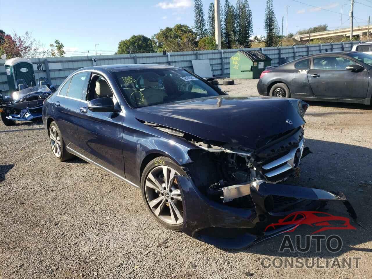 MERCEDES-BENZ C-CLASS 2018 - 55SWF4JB0JU241462