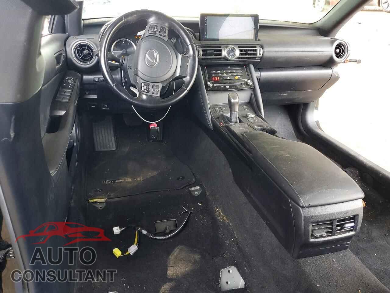 LEXUS IS 2022 - JTHDA1D29N5121280