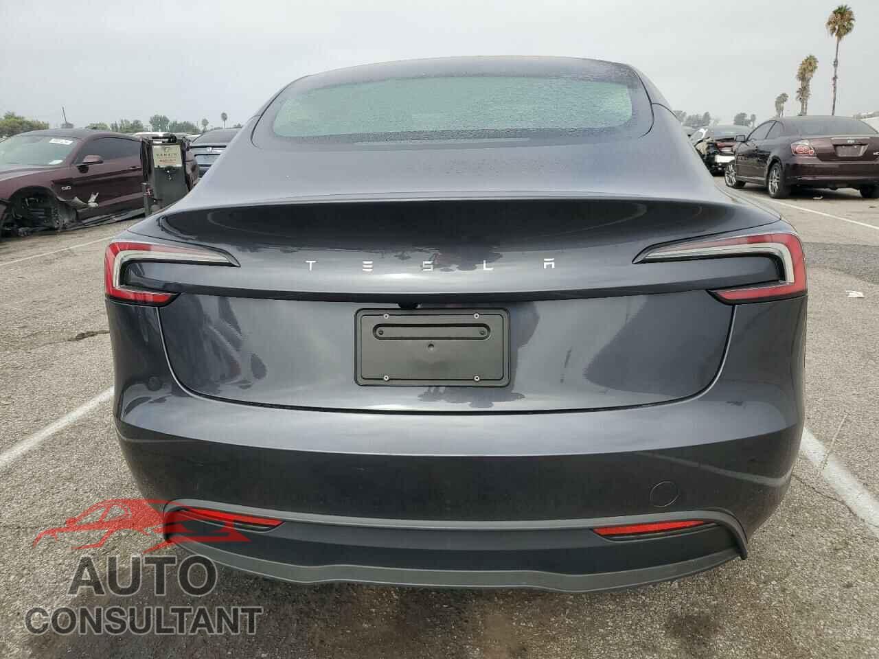 TESLA MODEL 3 2024 - 5YJ3E1EA6RF742472