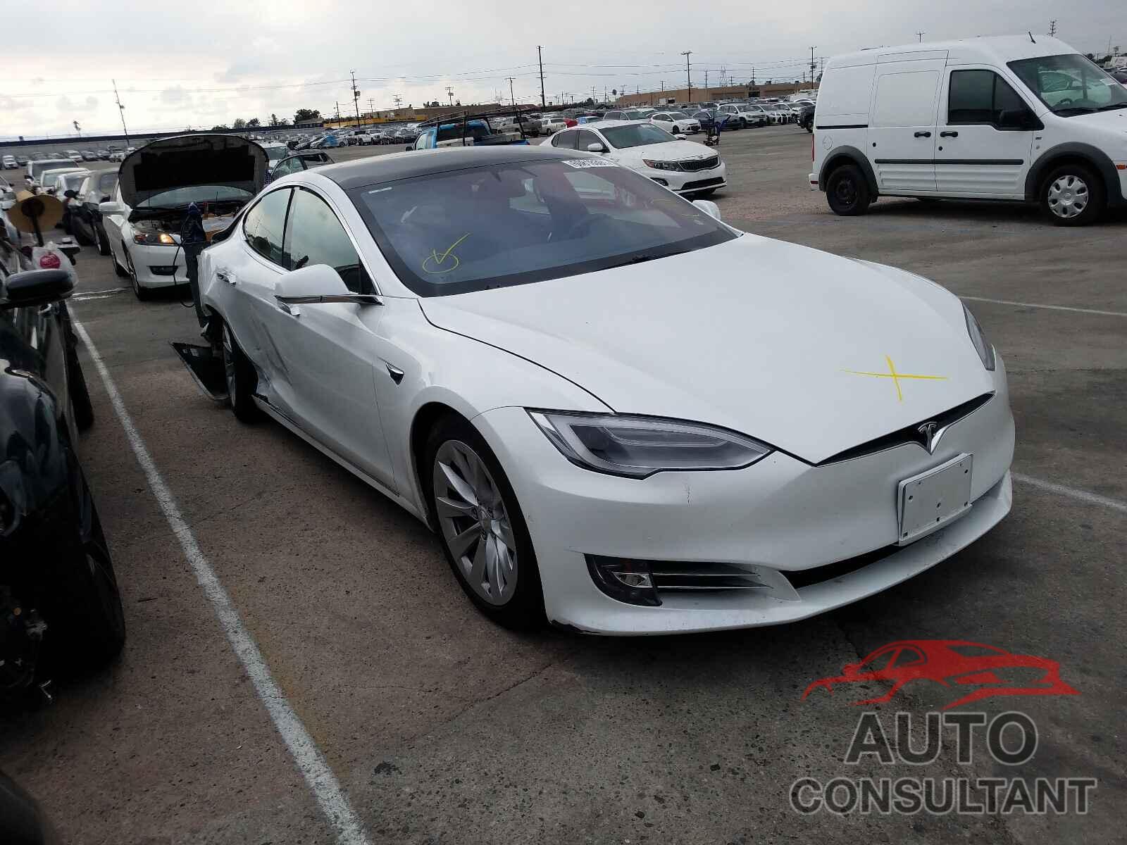 TESLA MODEL S 2020 - 5YJSA1E2XLF359481